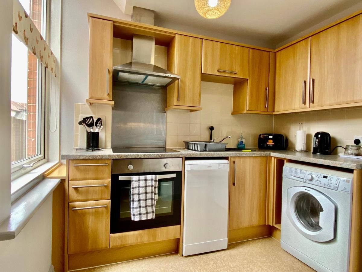 Seaside Haven: Beachfront With Modern Comforts * Bournemouth