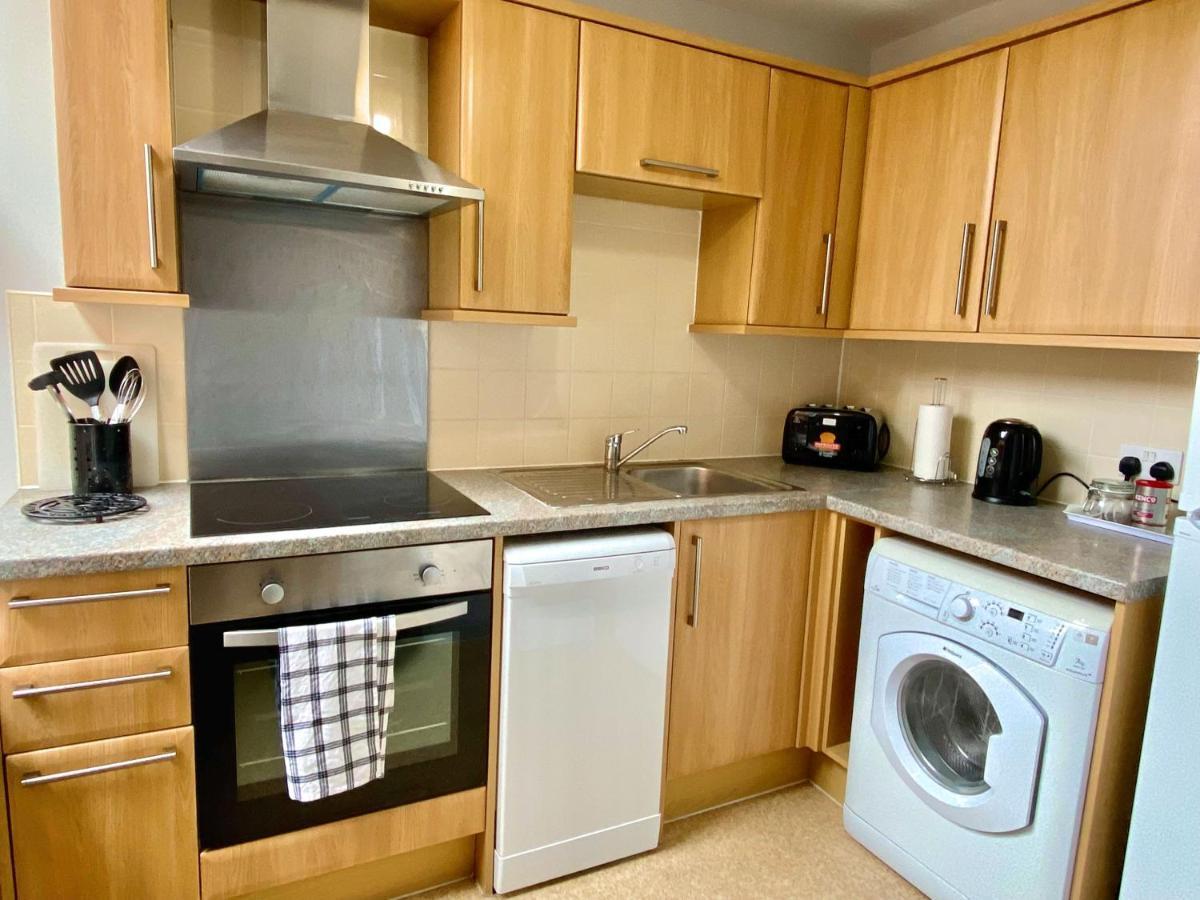 Seaside Haven: Beachfront With Modern Comforts * Bournemouth